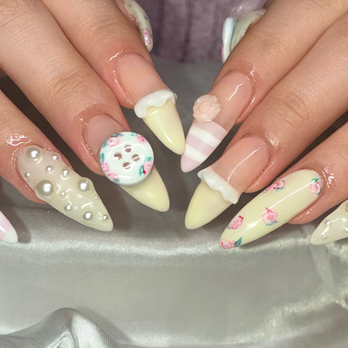 ネイル ハンドネイル Nail ヌシん家 AKANEのネイルデザイン