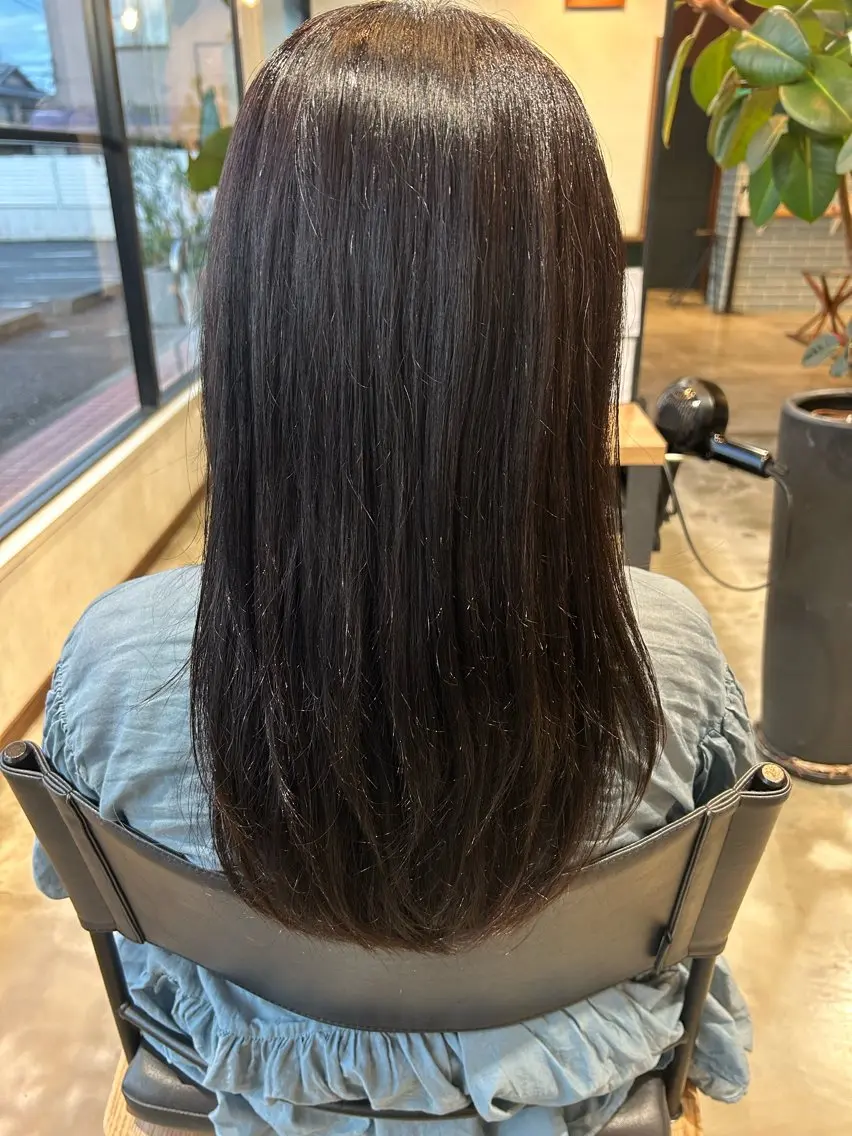 ロング ヘアカラー 坂井 唯人のヘアスタイル