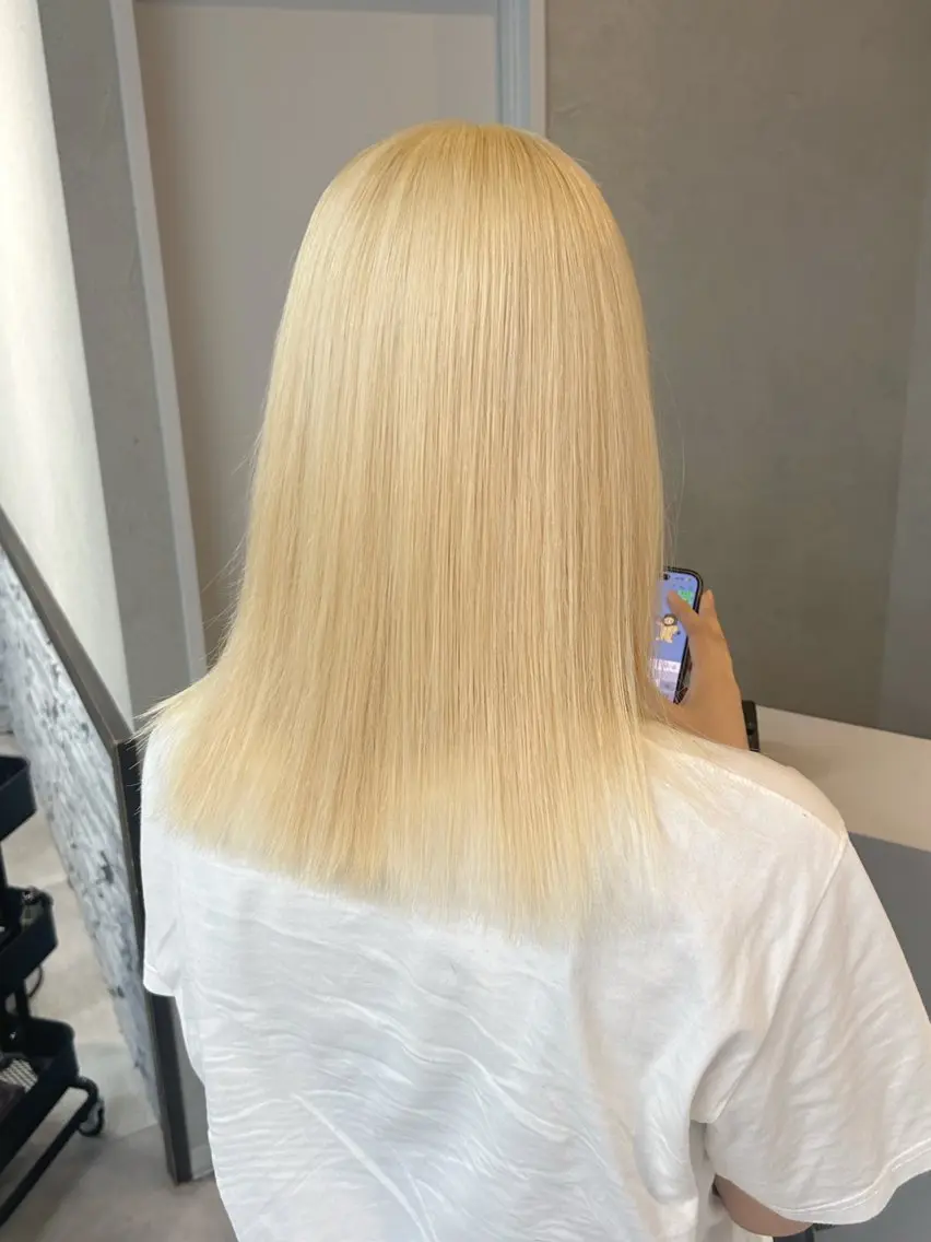 ミディアム ヘアカラー トリートメント moe🎀 透明感カラーのヘアスタイル