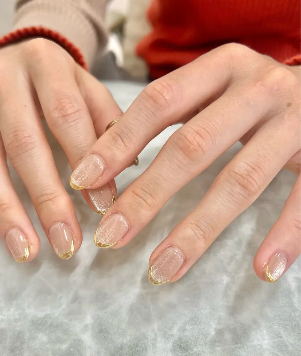 ネイル フレンチネイル ゴールド マグネットネイル マグネットワンカラー ワンカラーネイル nailroom amyのネイルデザイン