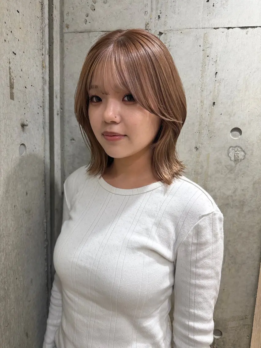 ミディアム ヘアカラー ⭐️透明感カラー⭐️ とうごのヘアスタイル