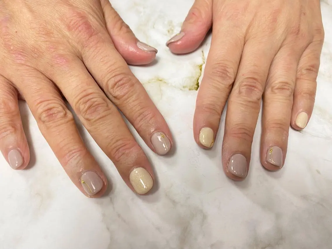 ネイル ハンドネイル mogunail &blowのネイルデザイン