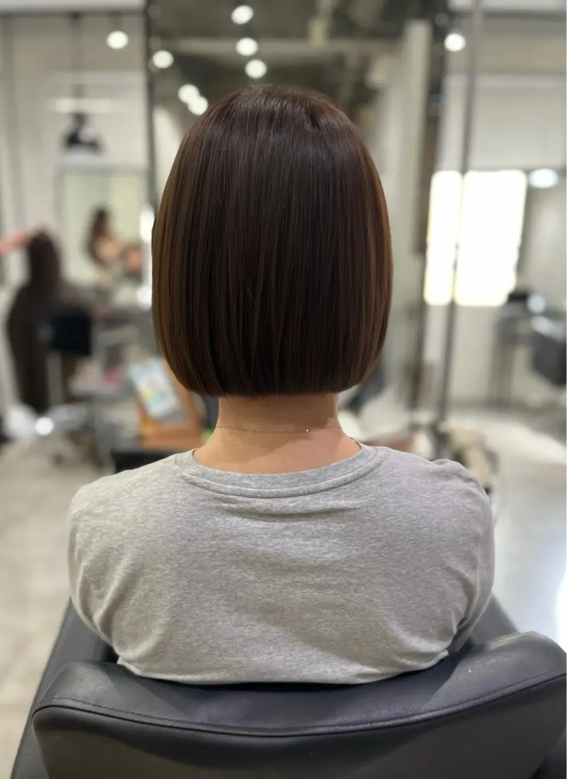 ミディアム ボブ カット ヘアカラー CHIHIRO🌠 艶髪/レイヤーのヘアスタイル