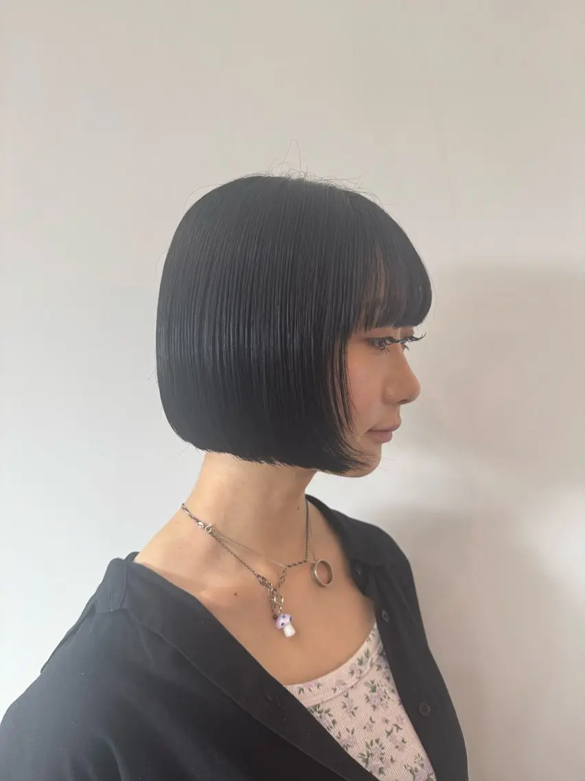 ショート レナ/原宿/レイヤー ダブルカラーのヘアスタイル