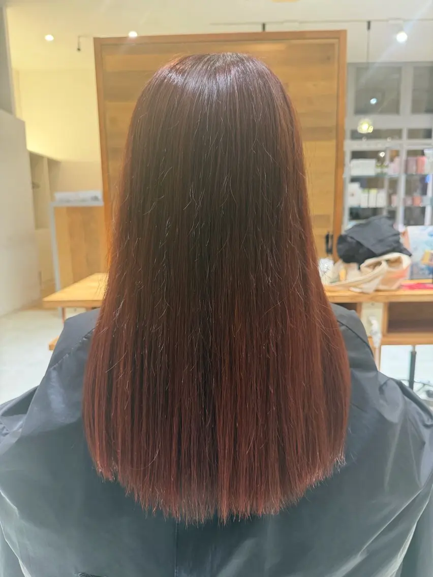 ロング カラー 今田 咲夢のヘアスタイル