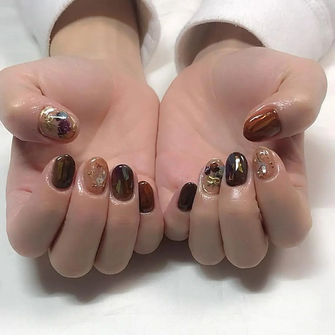 ネイル ニュアンスネイル ハンドネイル ハンドケア lylynail YUUKAのネイルデザイン