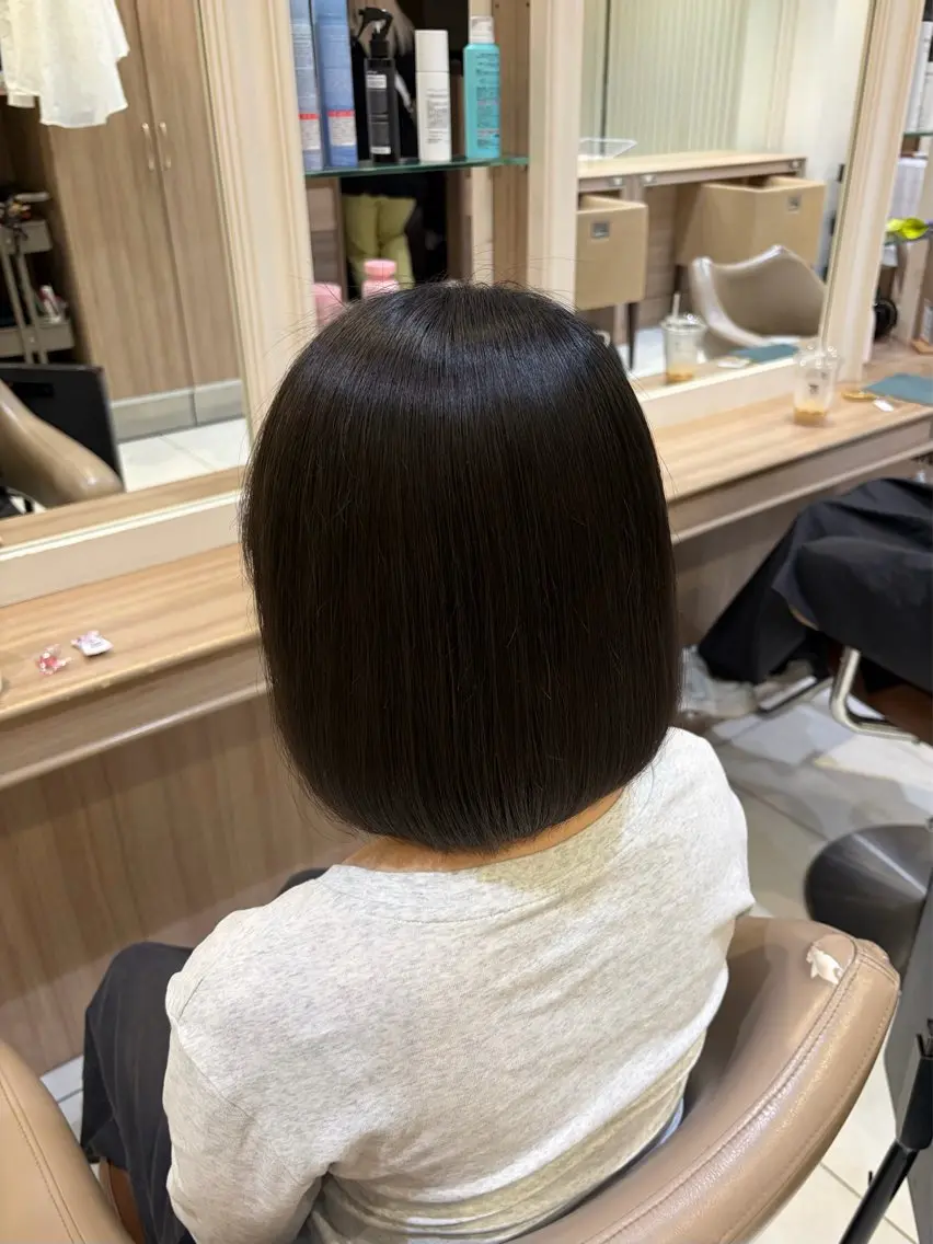 ミディアム ヘアカラー 中飯 雪乃のヘアスタイル