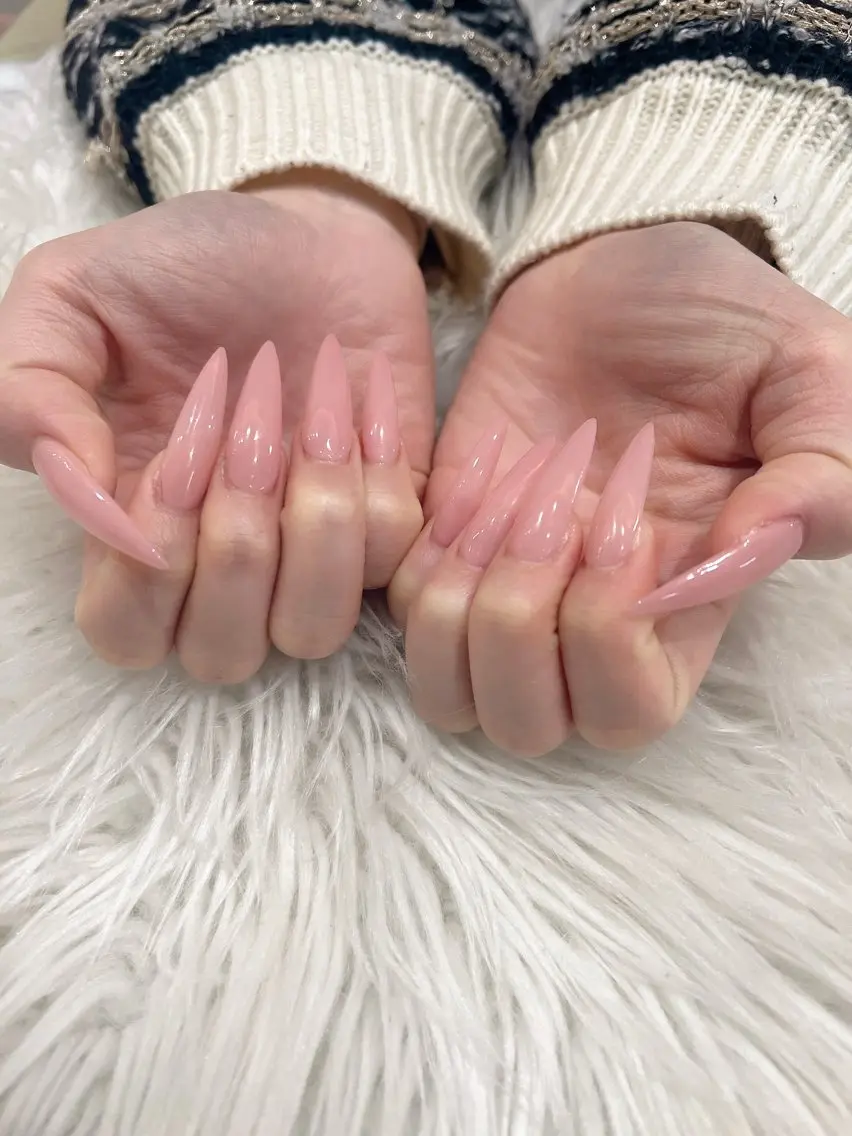 ネイル ハンドネイル &ME シシのネイルデザイン