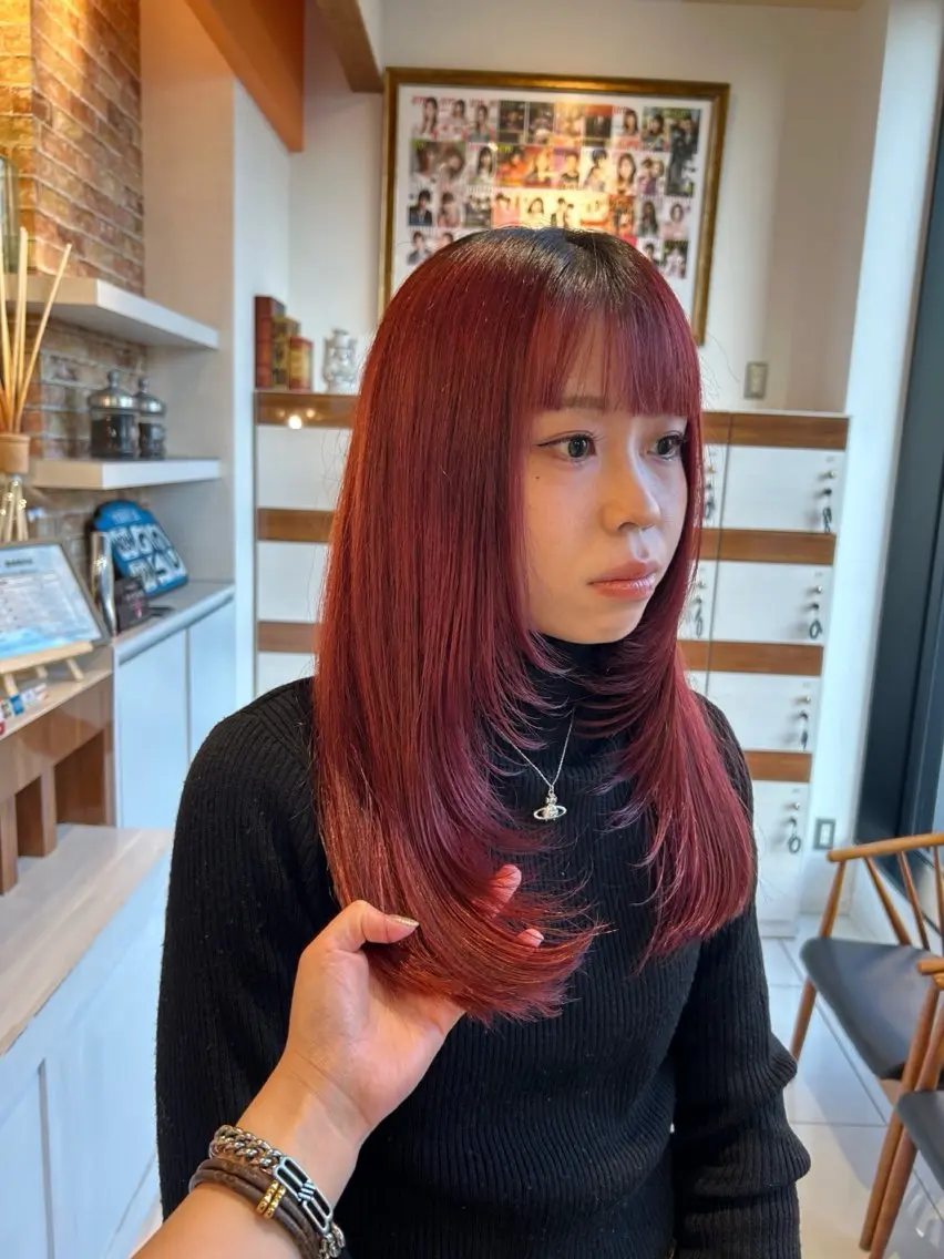 ロング レイヤーカット カット ヘアカラー トリートメント EARTH🎀 ryokaのヘアスタイル