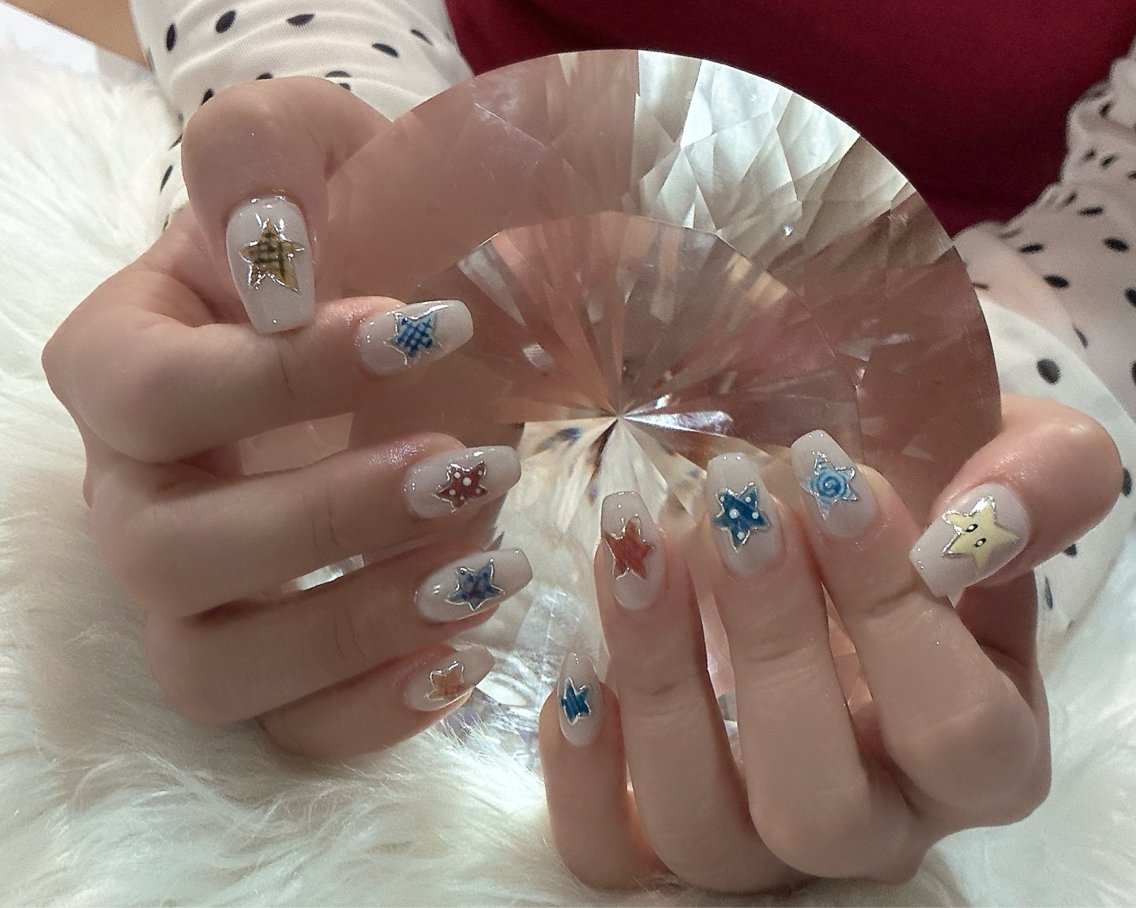 ネイル LoaChaton kaeのネイルデザイン