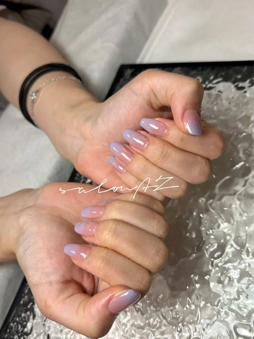 ネイル グラデーション salon AZのネイルデザイン
