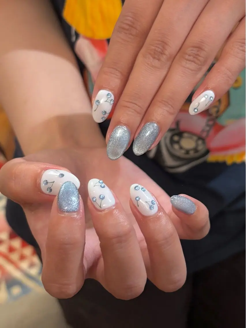 ネイル ハンドネイル nagisa ✩︎⡱のネイルデザイン
