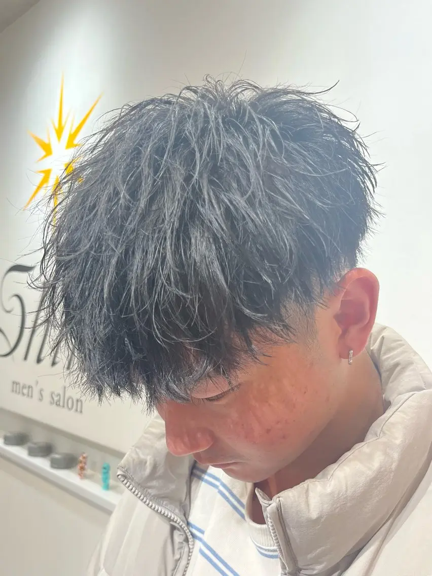 ショート メンズ メンズショート ショートヘア カット トリートメント 【店長】メンズ職人 短髪　ハイトーン🔥のヘアスタイル