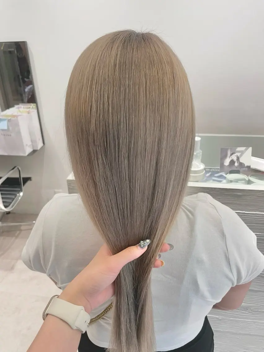 ロング カラー ヘアアレンジ ベージュカラー ミルクティーベージュ .⋆⟡💖 Marin💖⟡⋆.のヘアスタイル