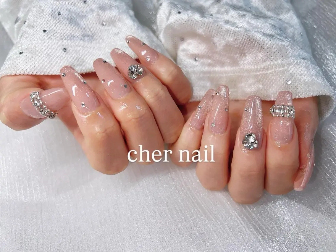 ネイル ハンドネイル cher loydのネイルデザイン