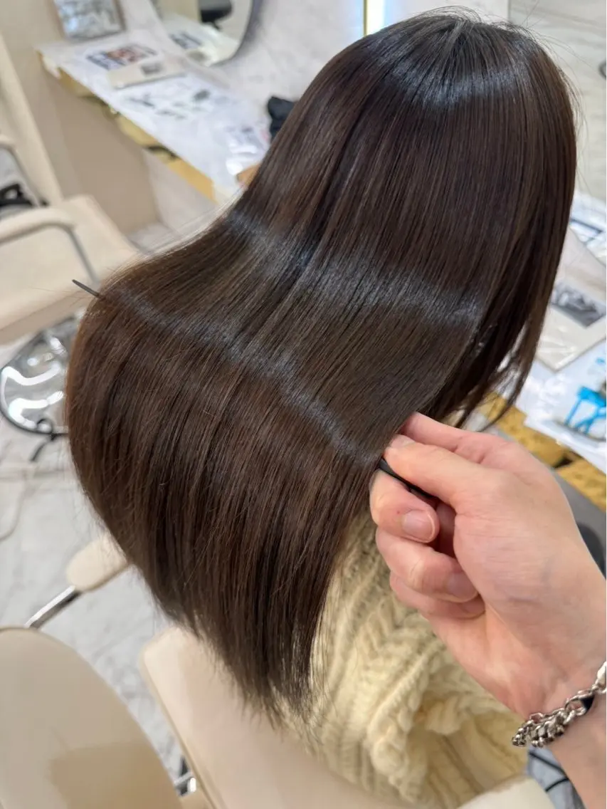 セミロング カラー 縮毛矯正🫧髪質改善 高原瑞輝のヘアスタイル