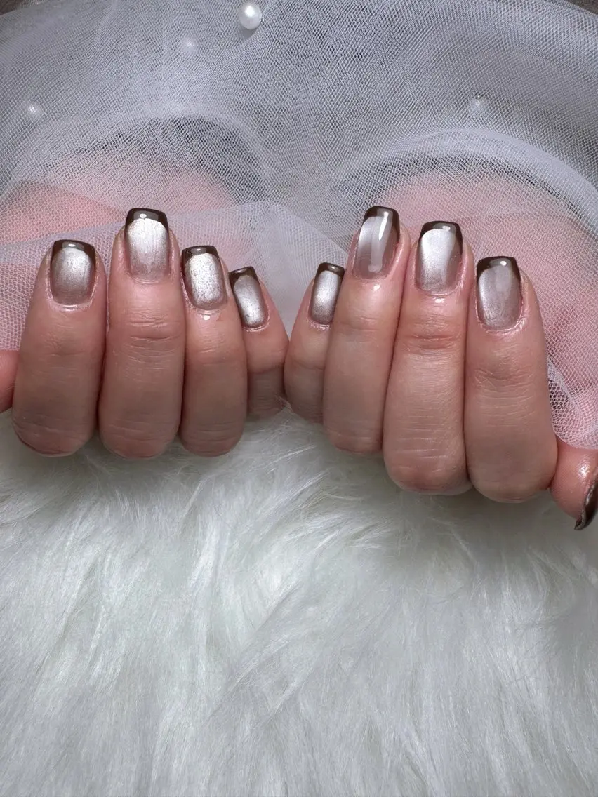 ネイル ブルー フレンチネイル マグネットネイル ショートネイル ハンドネイル Nail Salon K&Rのネイルデザイン