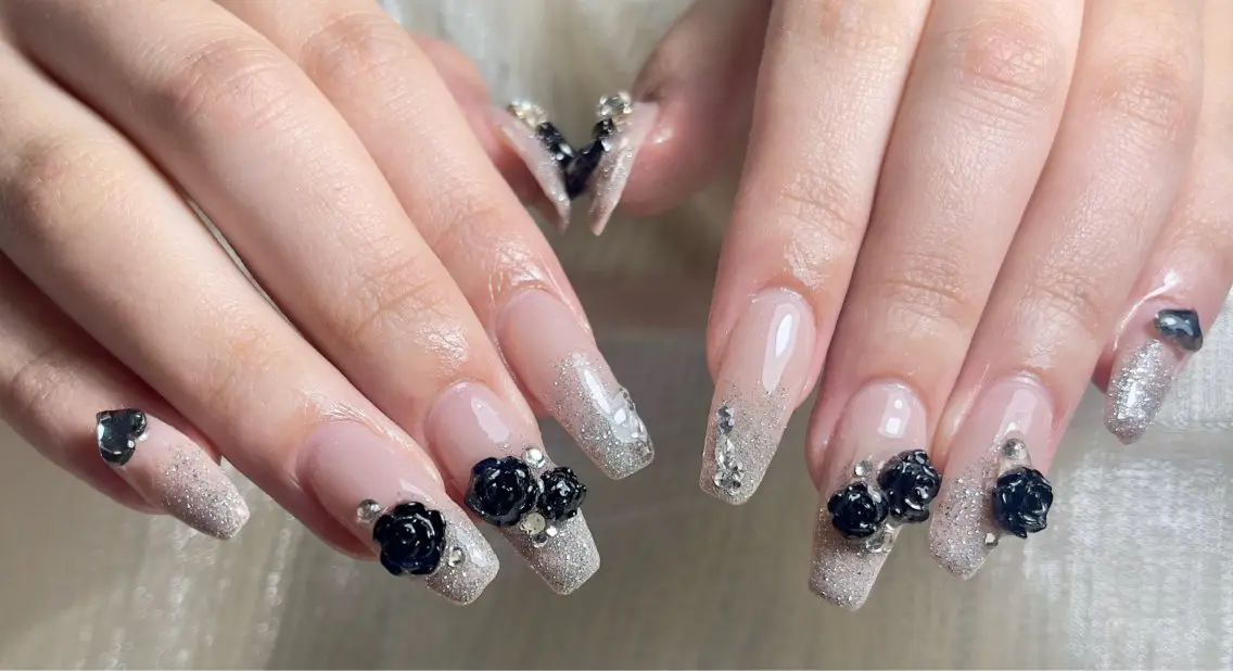 ネイル アートネイル 長さ出し フレンチネイル ジェルネイル グラデーション ハンドネイル NAILS BAR SHINJUKUのネイルデザイン