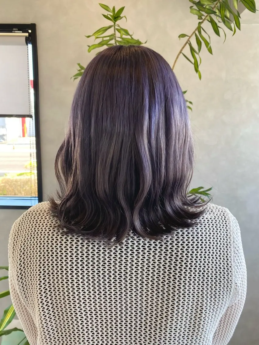 カラー 白井 音羽のヘアスタイル