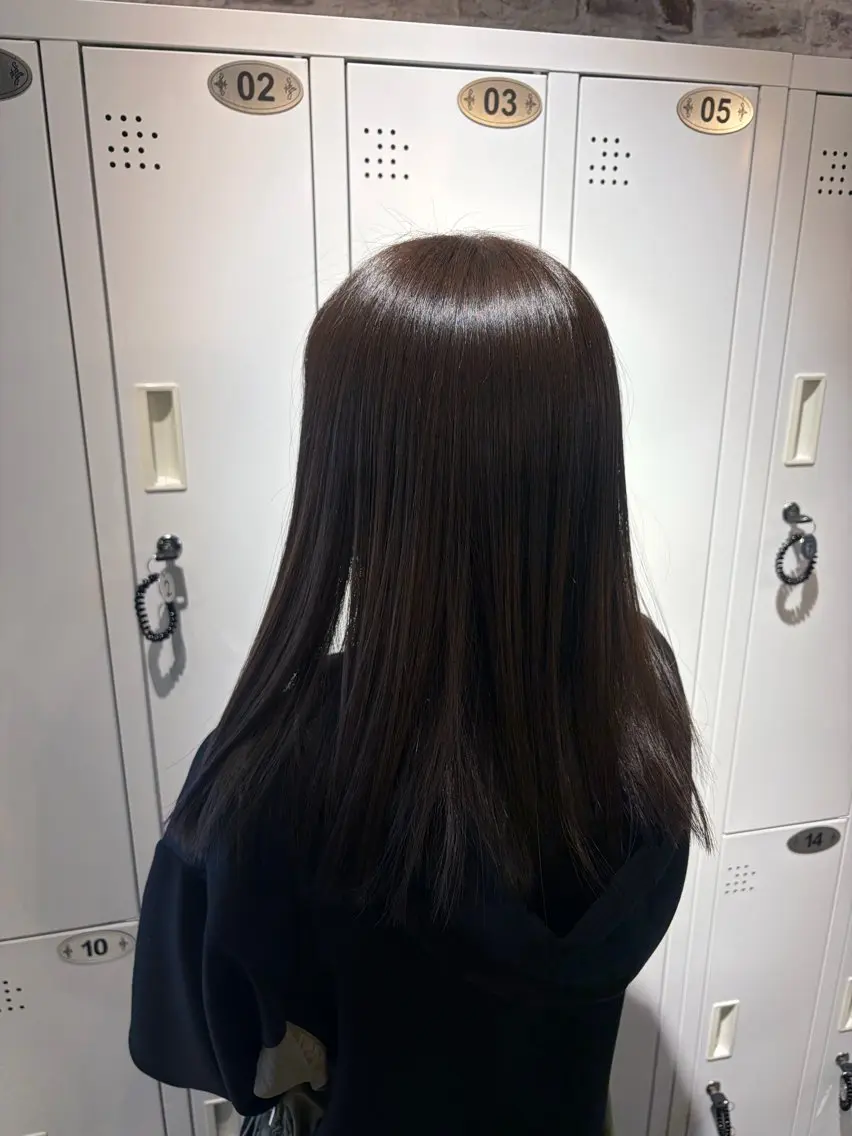 ミディアム カラー ヘアカラー mana / 藤崎美容室のヘアスタイル