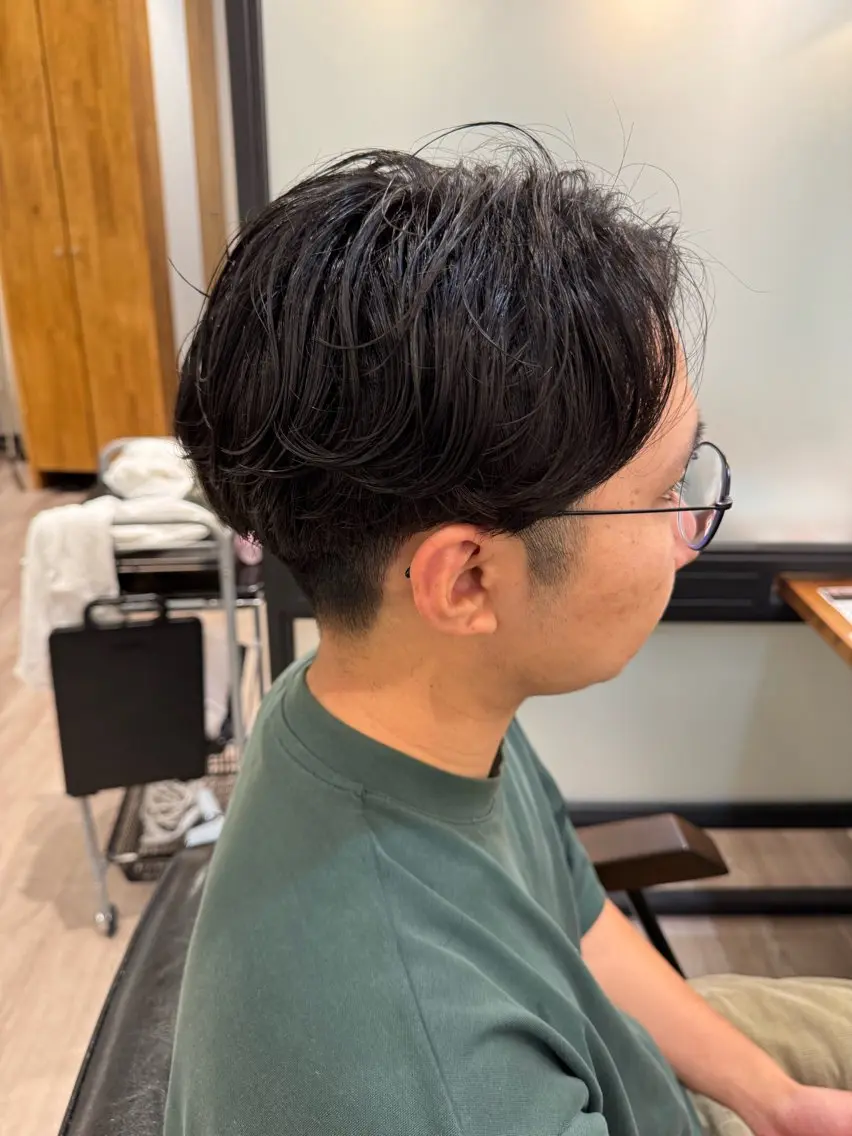 ショート カット パーマ 大船🫧ボブ・レイヤ ー・メンズ持田樹のヘアスタイル