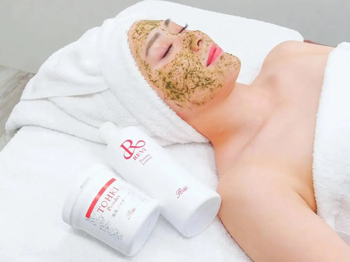 《ロコミご協力限定‼️》特別価格✨️ ｜REVIハーブピーリング🌿(剥離無し)+保湿パック✨毛穴・ザラつき・透明感の写真