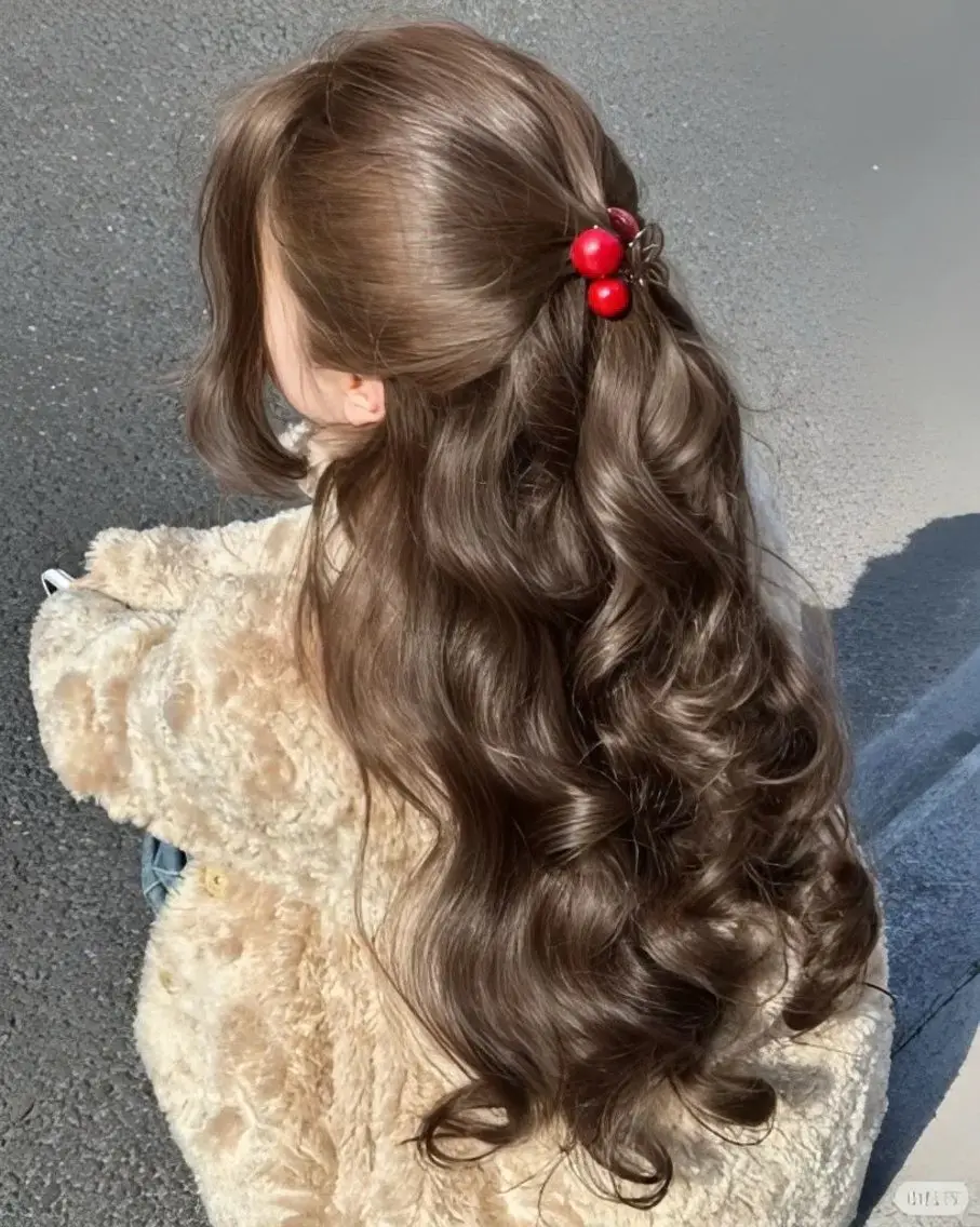 ロング カラー カット ヘアカラー トリートメント 💕мei 透明感カラー💕のヘアスタイル