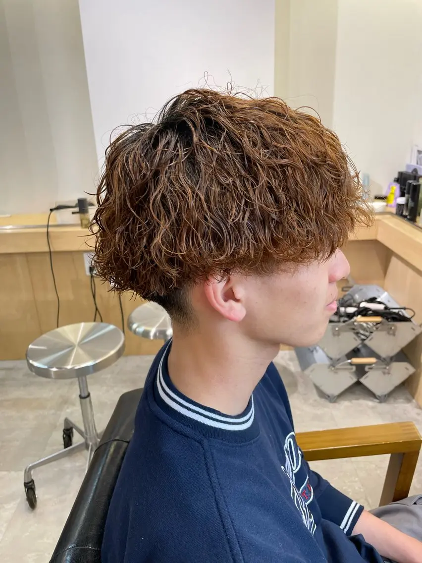 カラー パーマ メンズ カット パーマ マエダ リョウのヘアスタイル