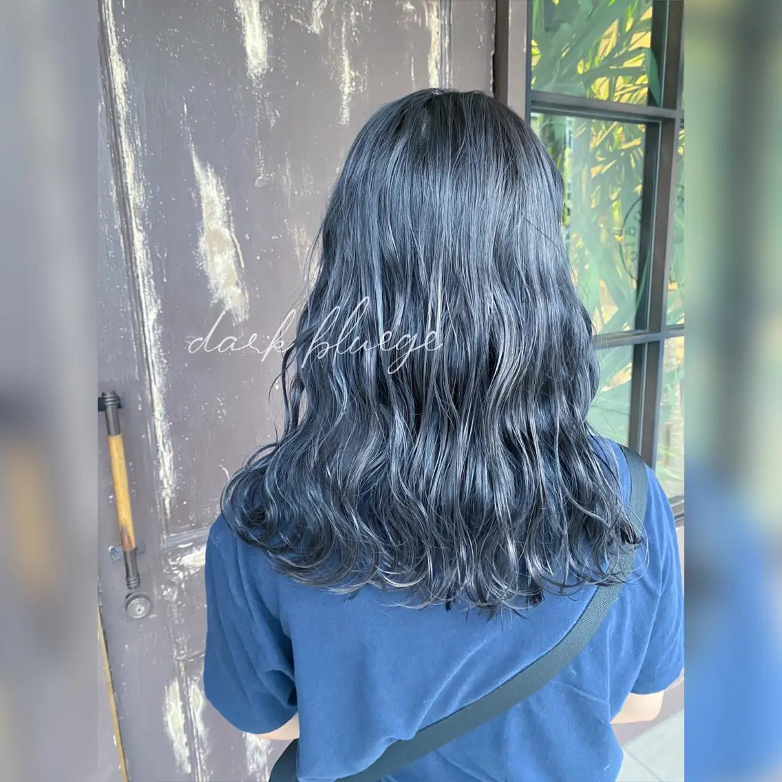 セミロング カラー ブルーカラー ブルージュ ヘアカラー 川越 輝梨奈のヘアスタイル