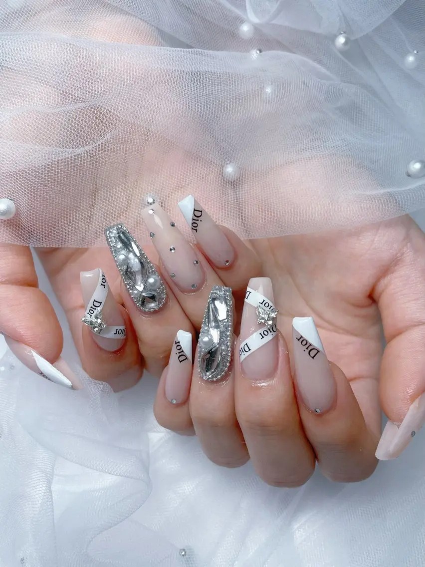 ネイル VIREA Nail Salonのネイルデザイン