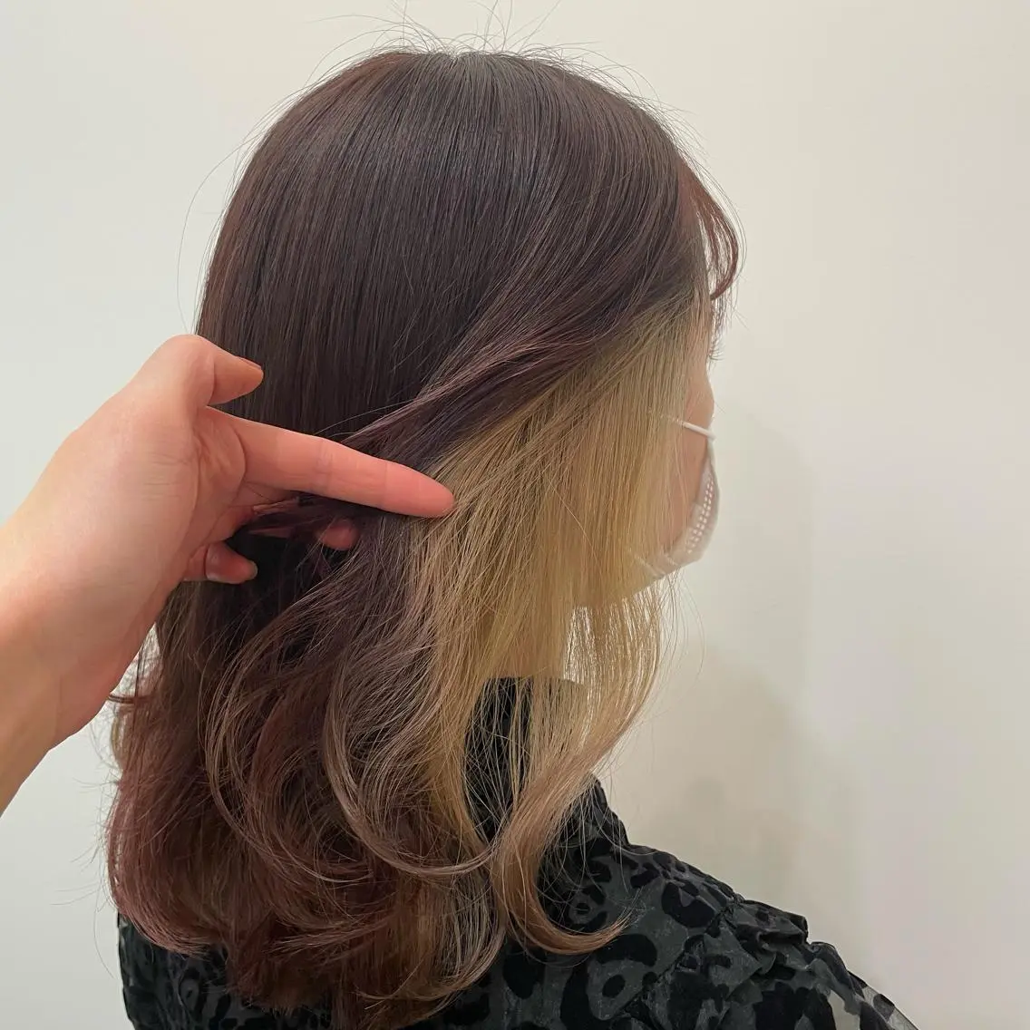 ミディアム カラー ブリーチ eyelash イシワタリ🦢のマツエク・マツパデザイン