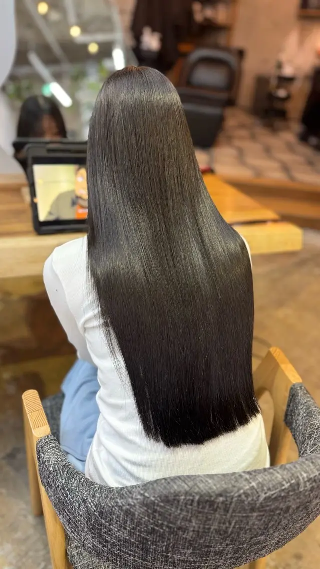ロング トリートメント ヘアカラー トリートメント MAUVE MIYUのヘアスタイル