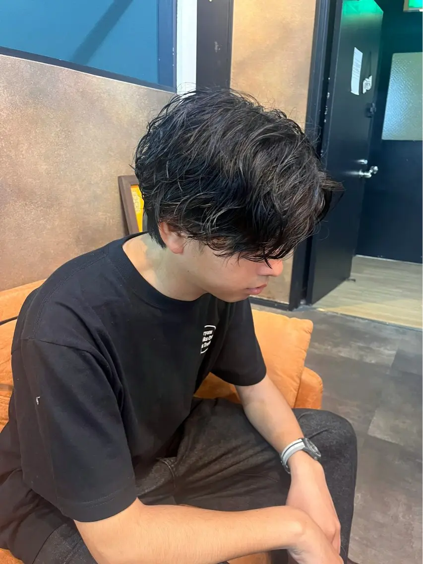 メンズ メンズパーマ カット パーマ akira iconのヘアスタイル