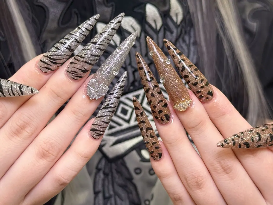 ネイル lucky nail 歌舞伎町のネイルデザイン