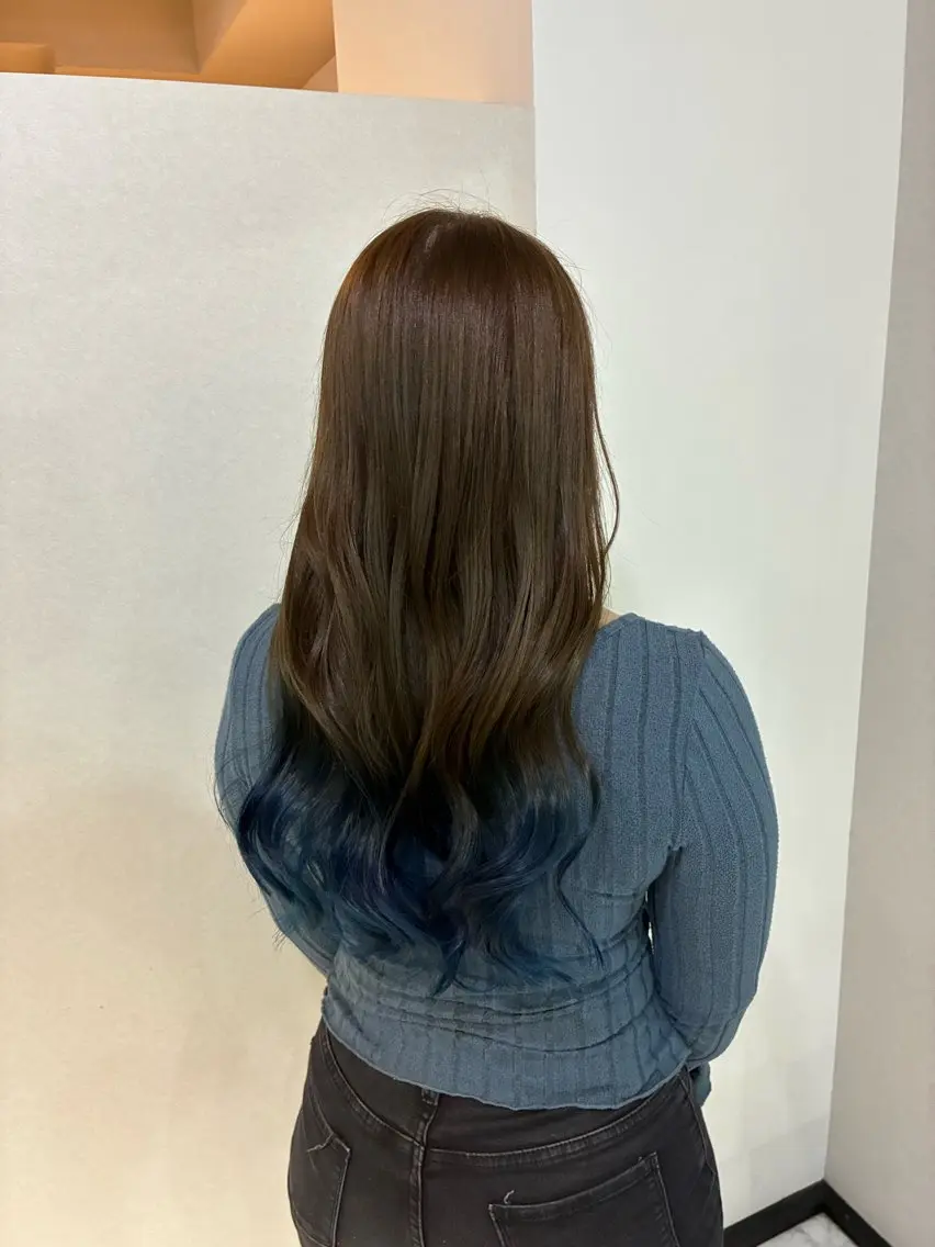 カラー ブリーチ デザインカラー ハナダ メイのヘアスタイル