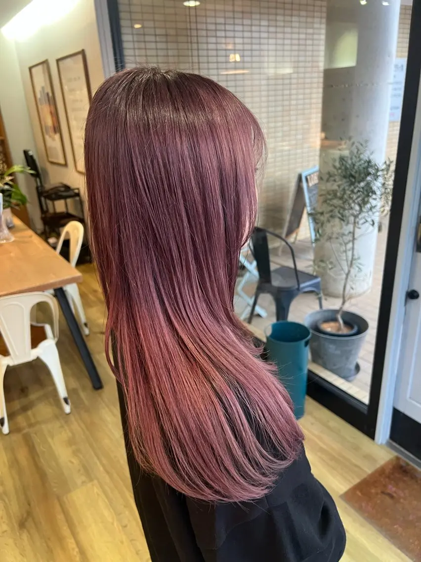 ロング カラー ブリーチ ピンクカラー ヘアカラー トリートメント 堀 望美のヘアスタイル