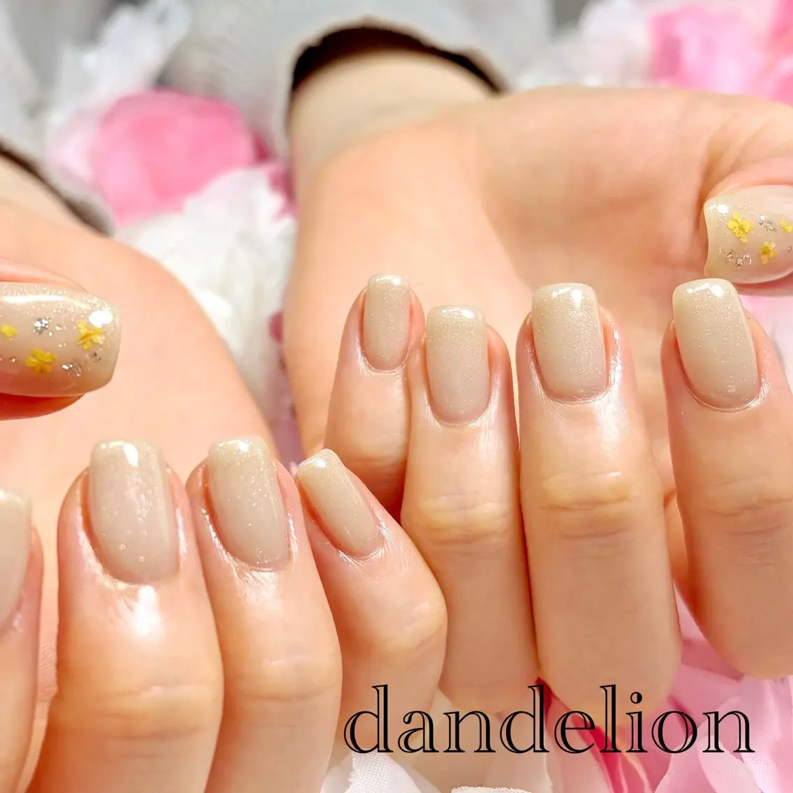 ネイル ハンドネイル ハンドケア dandelion ダンデライオンのネイルデザイン
