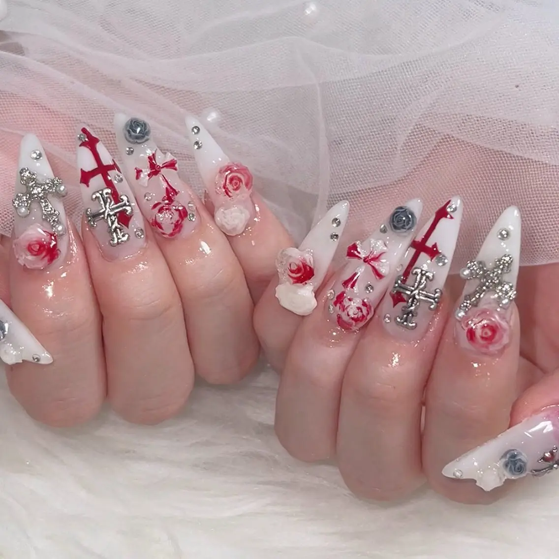 ネイル オーロラネイル 長さ出し フラッシュネイル フレンチネイル ジェルネイル ハンドネイル ハンドケア CiCi Nail Salonのネイルデザイン