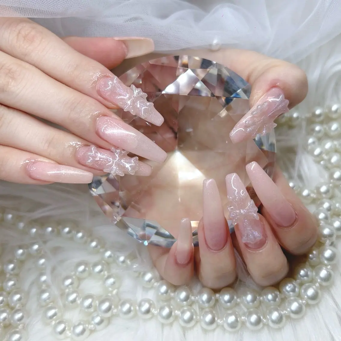ロング ハンドネイル Nailsalon Angeのネイルデザイン
