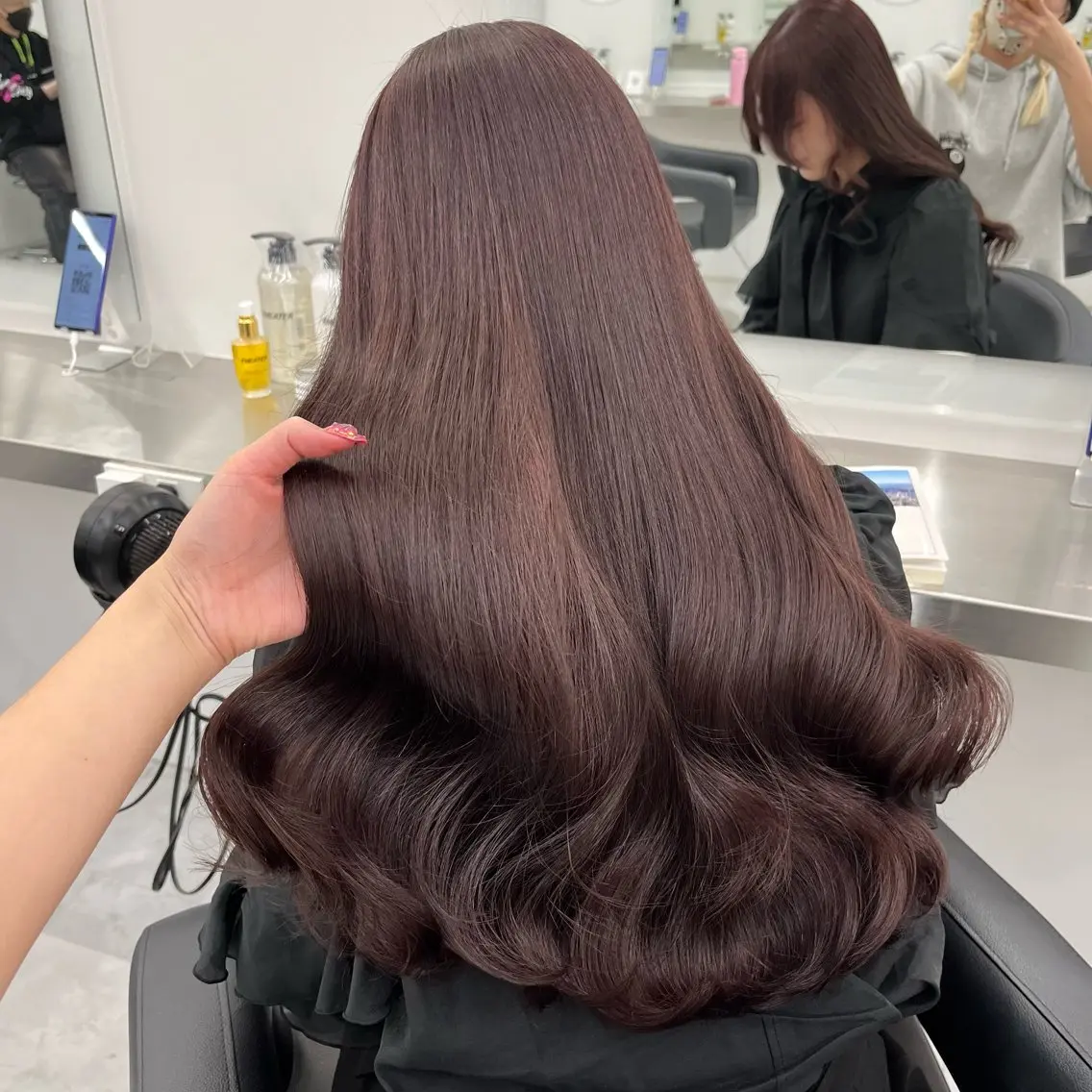 ロング ヘアカラー トリートメント 💗韓国暖色ヘア NO.1💗🪽のヘアスタイル