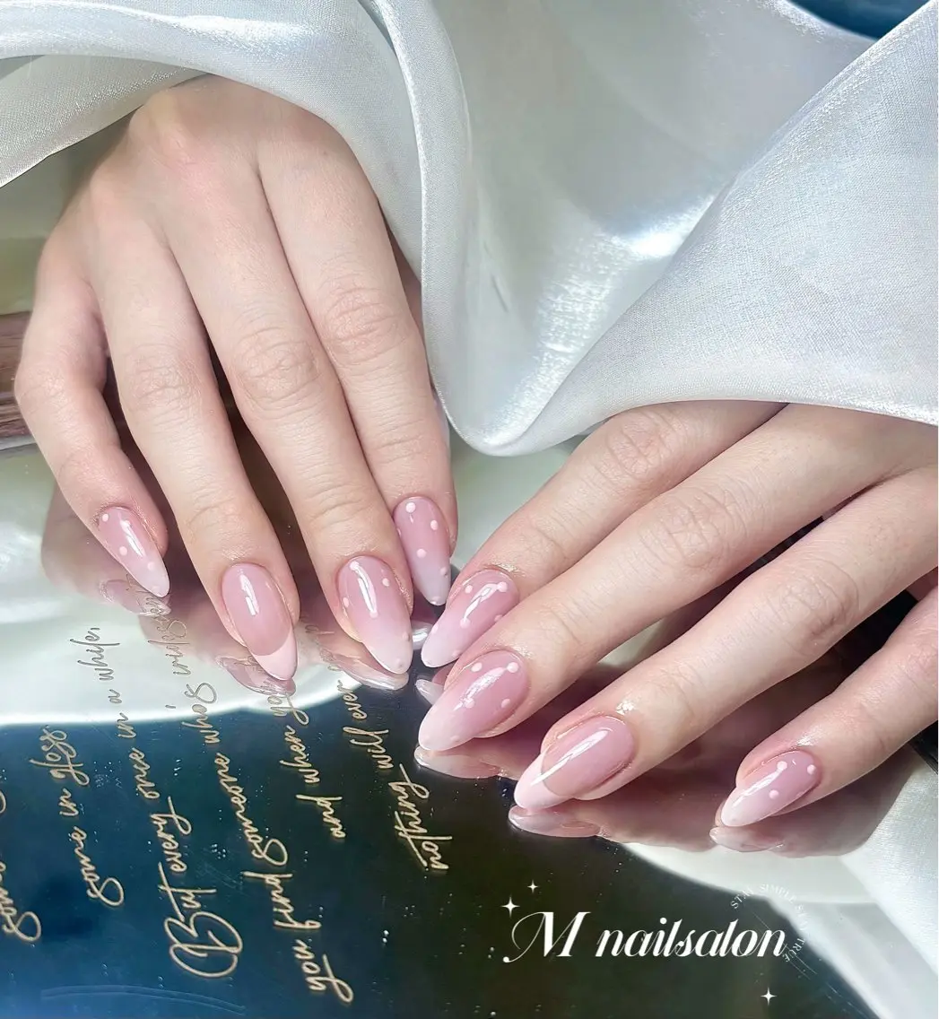 ネイル ハンドネイル M🌷nail 長さだし専門店のネイルデザイン