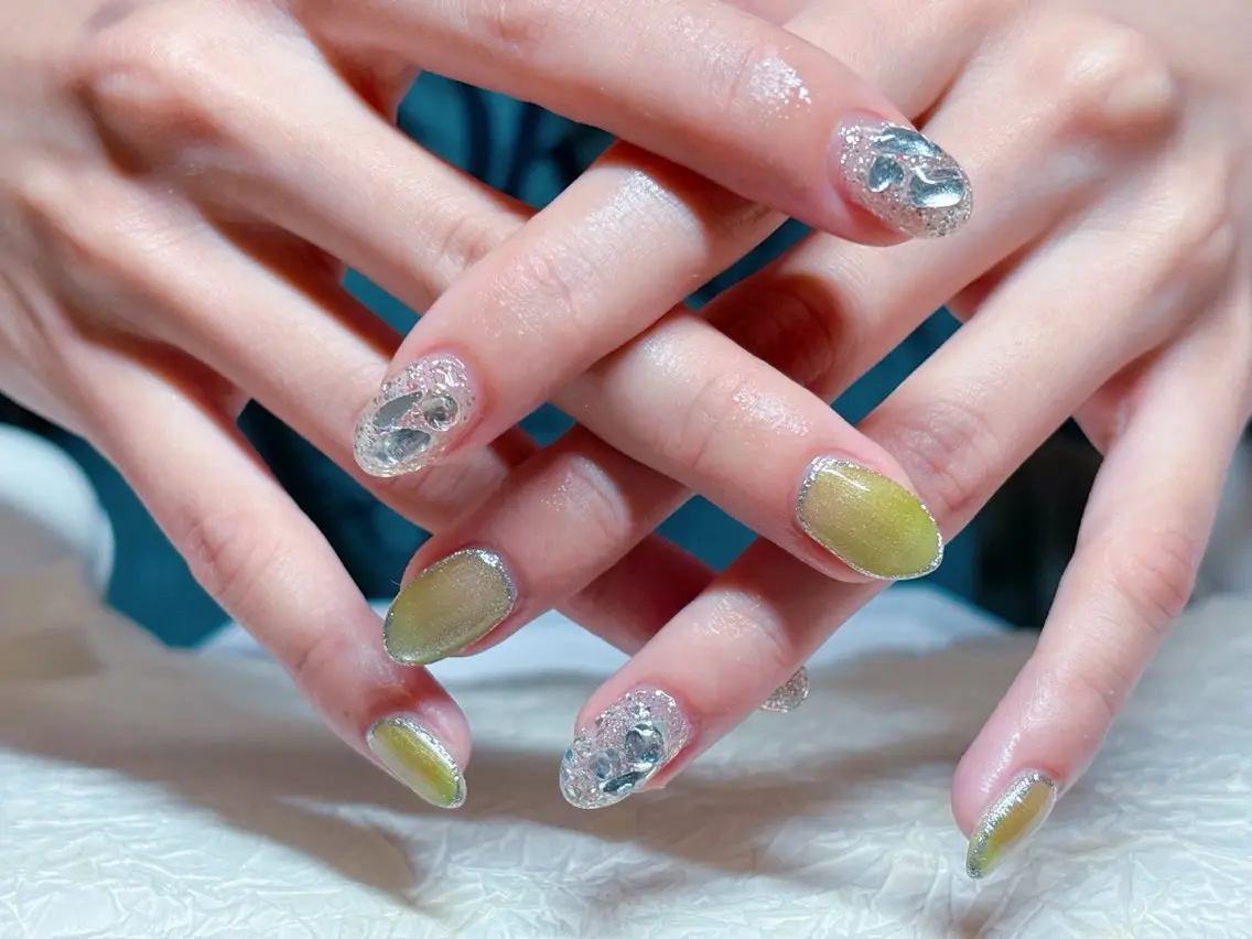 ネイル アートネイル オーロラネイル チークネイル フラッシュネイル フットネイル ハンドネイル ハンドケア 💫ゆか_ Nailartistのネイルデザイン