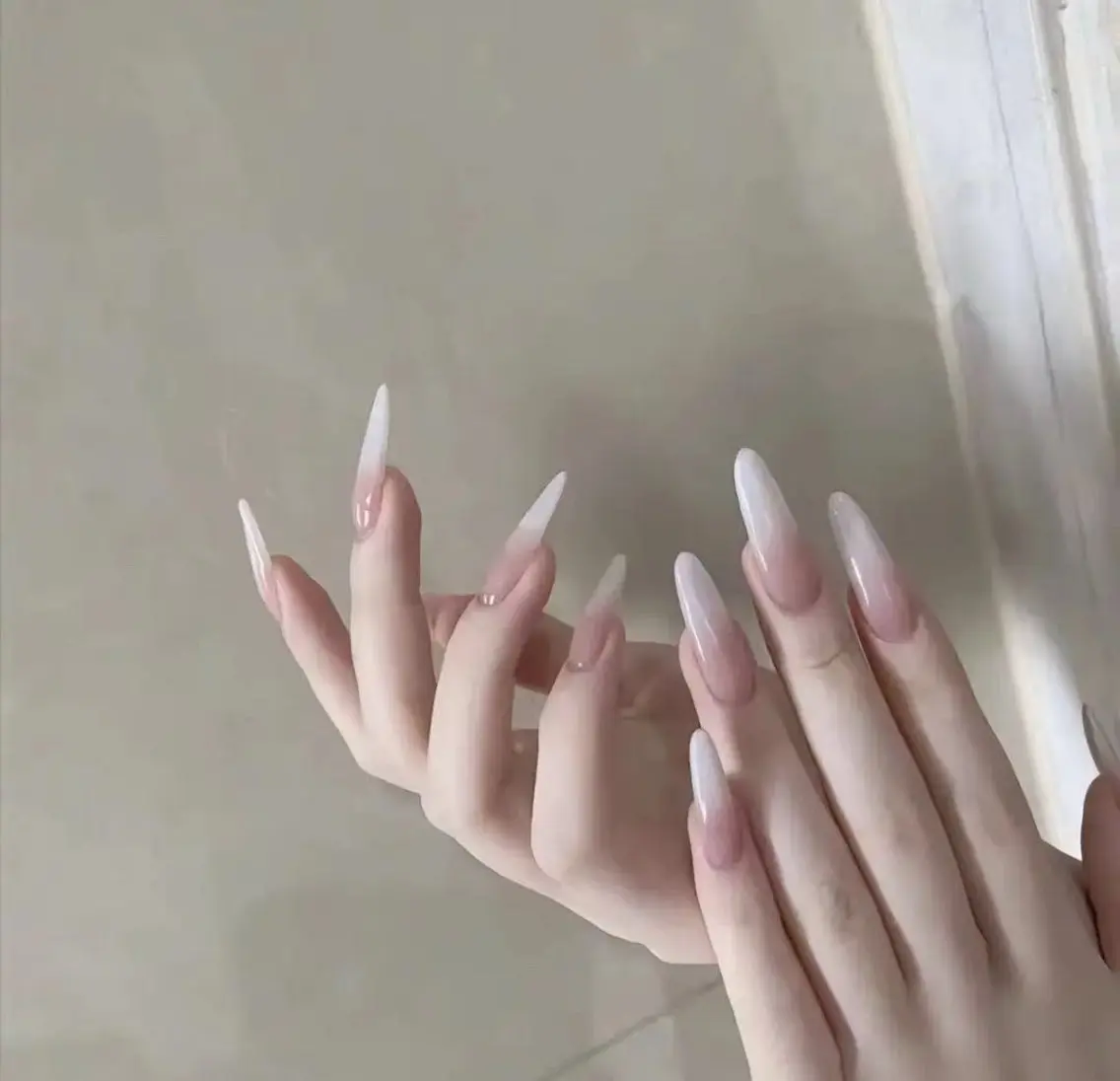 ネイル Glow Nail スカルプ専門店のネイルデザイン