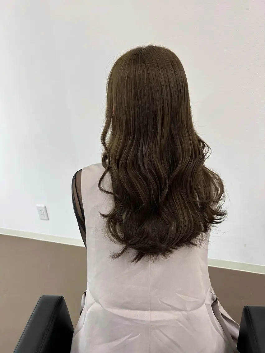 セミロング 【ioe岡本】🐶 向井歩のヘアスタイル