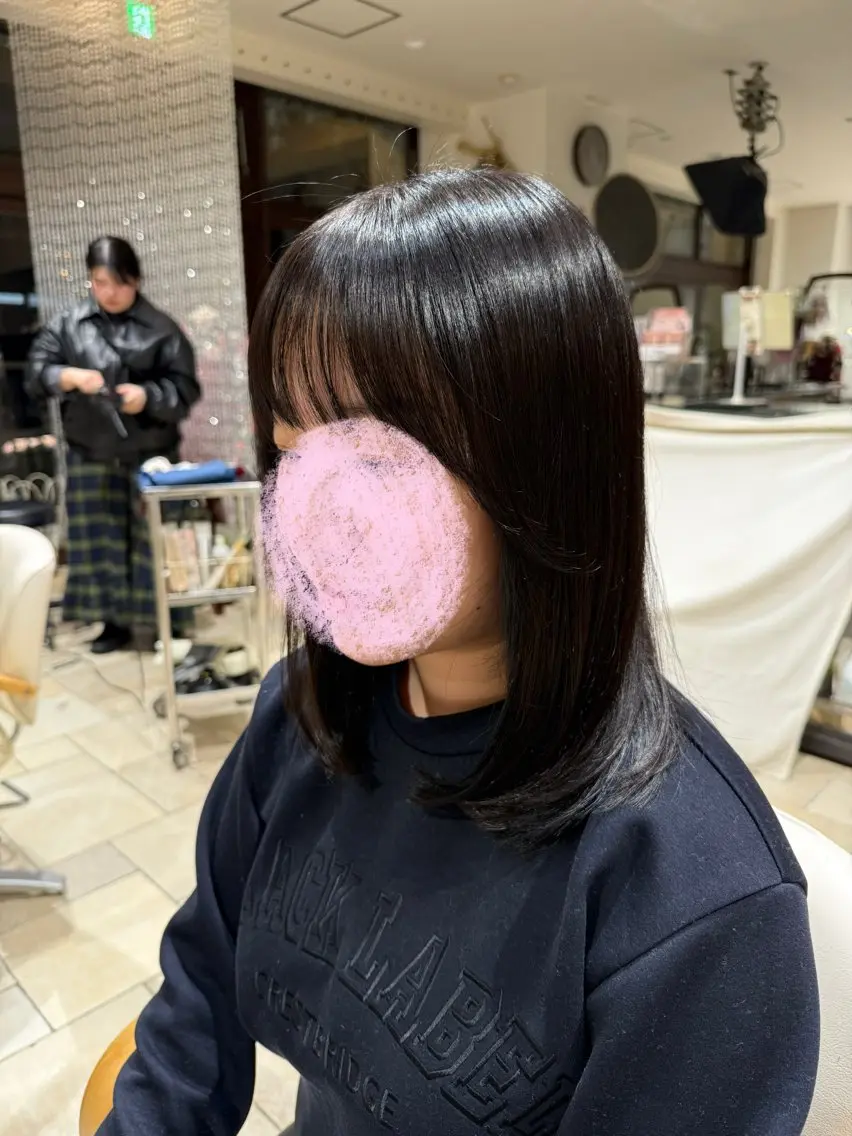 ミディアム カット 藤本 理愛のヘアスタイル