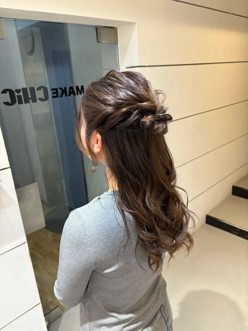 ロング ヘアセット chic 有山 美瑠のヘアスタイル