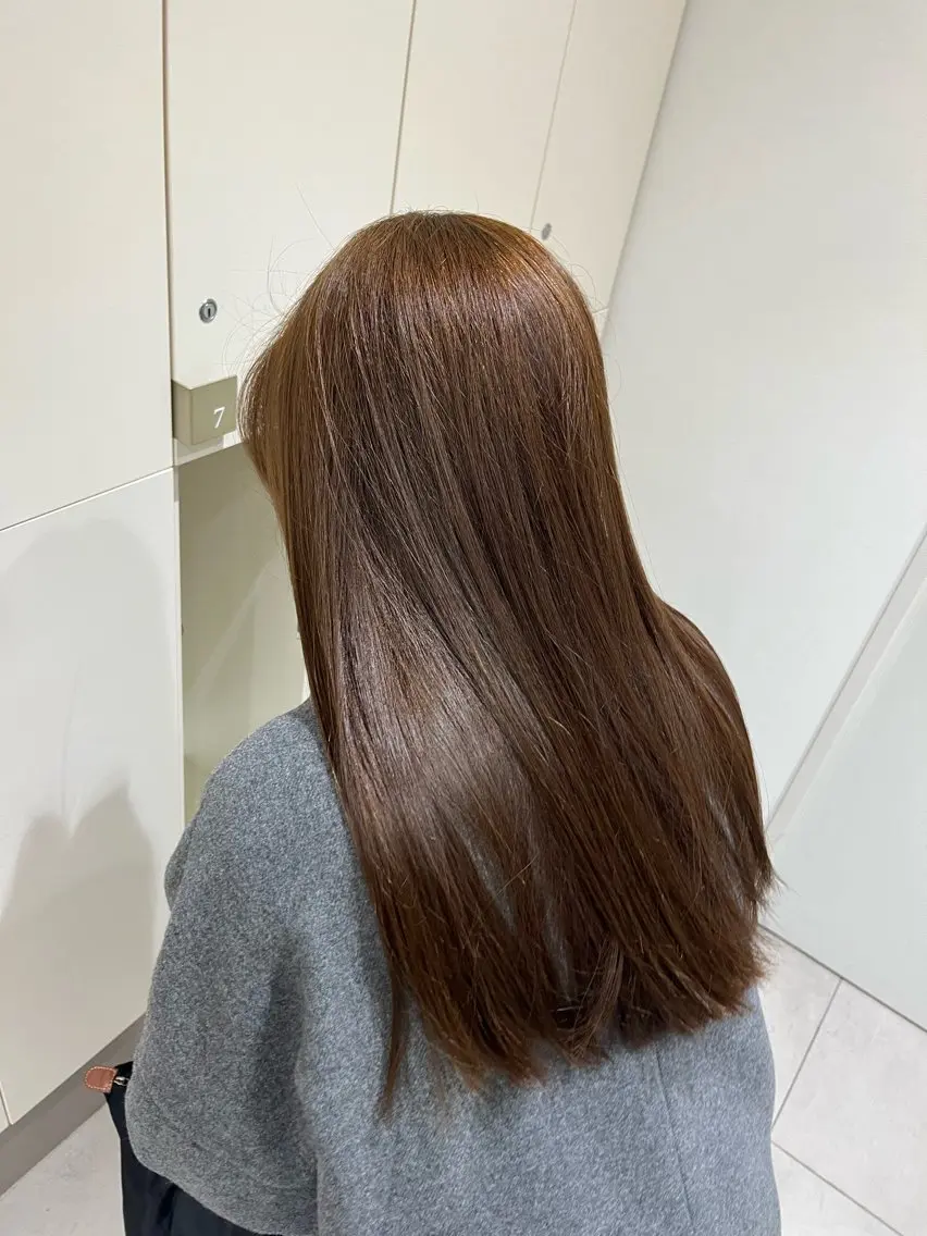 ロング カラー 似合わせレイヤー/ 透明感カラーのヘアスタイル