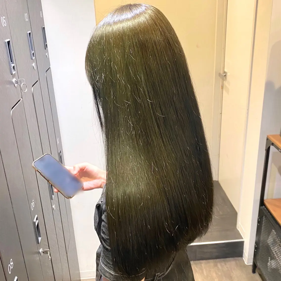 🖤似合わせカット＋透明感カラー＋外部補修トリートメント🖤の写真