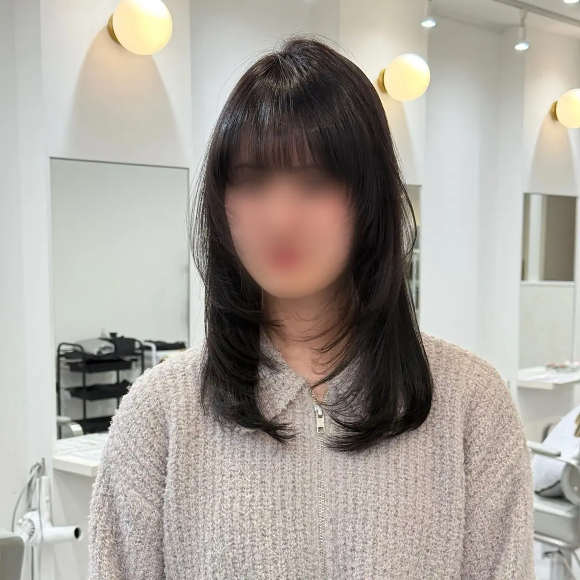 ロング 顔周りカット レイヤーカット Aya/縮毛矯正 /透明感カラーのヘアスタイル