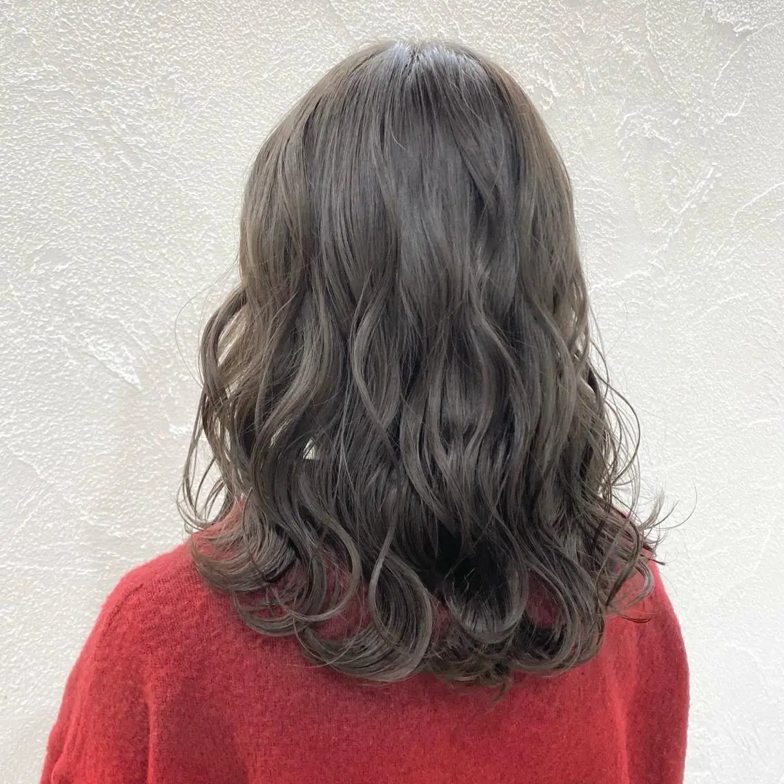 セミロング ヘアカラー やじま ひろこのヘアスタイル